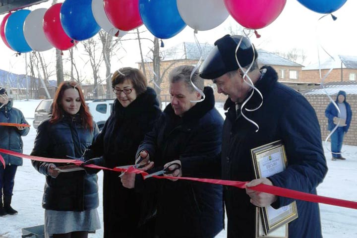 В Бее торжественно сдали в эксплуатацию многоквартирный дом