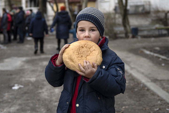 Как Россия спасает сирот и лечит детей из новых регионов 