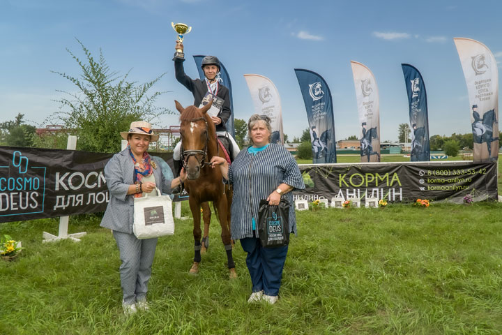 Известны результаты чемпионата и первенства Хакасии по конному спорту