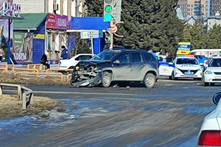 На перекрестке  Тельмана - Вяткина в Абакане произошло ДТП