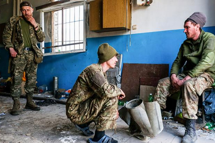 Лисичанск, «Северодонецкая петля»: 5−7 тысяч войск ВСУ и бандеровцев попадают в «колечко»