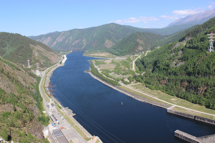 Специалисты не ждут притока воды на реке Енисей в Хакасии