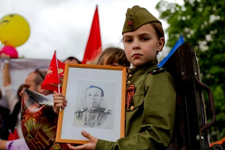 «Я русский! Наша победа!»