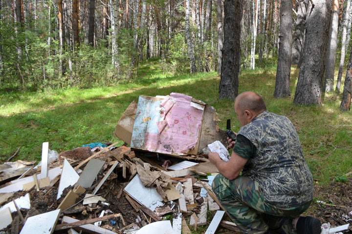 «Шушенский бор» завалили отходами: хулиганы оставили подсказку, как себя найти