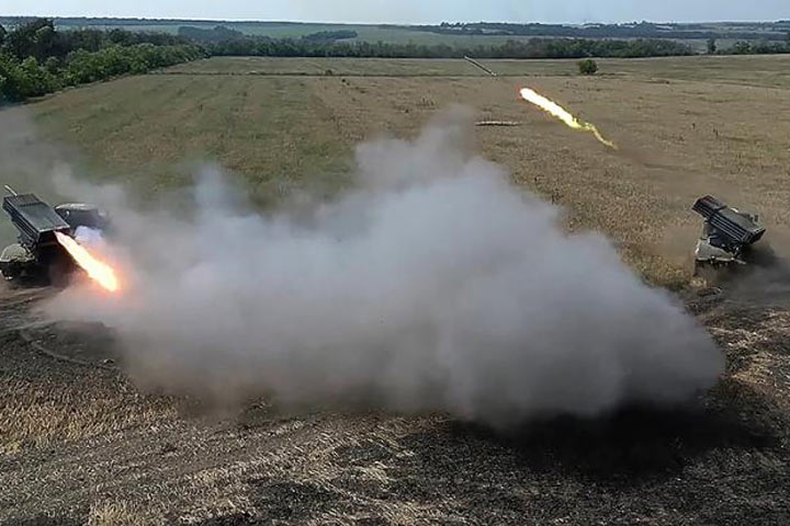 Андреевский капкан: «Солнцепеки», «Грады» и ФАБ-500 измельчают армию Зеленского в нежный фарш