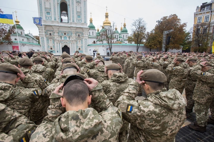 CNN: США намерены тренировать значительно больше украинских боевиков