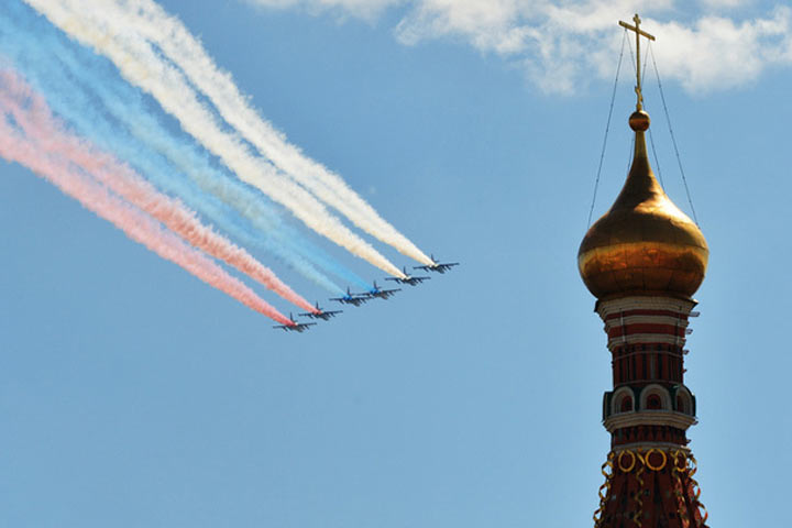 Смена лидера свободного мира. Империя нанесла ответный удар