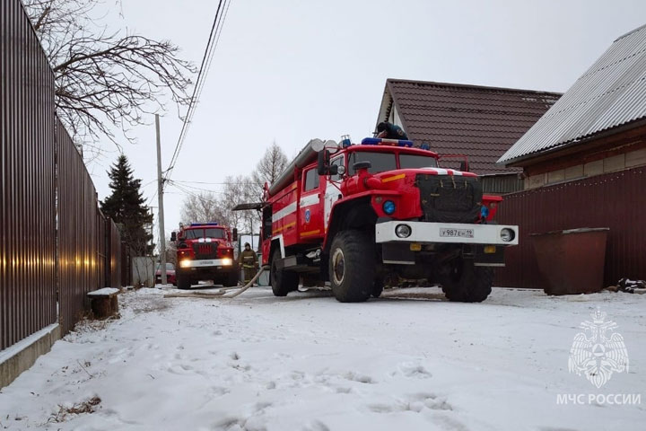 В Хакасии на полигоне ТБО загорелся мусоровоз 