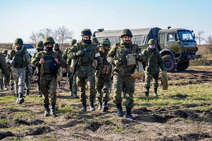 Народ в глубинке учится воевать, не дожидаясь мобилизации