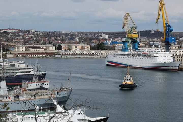 Диверсанты прощупывают путь к Севастополю — по воздуху и по морю