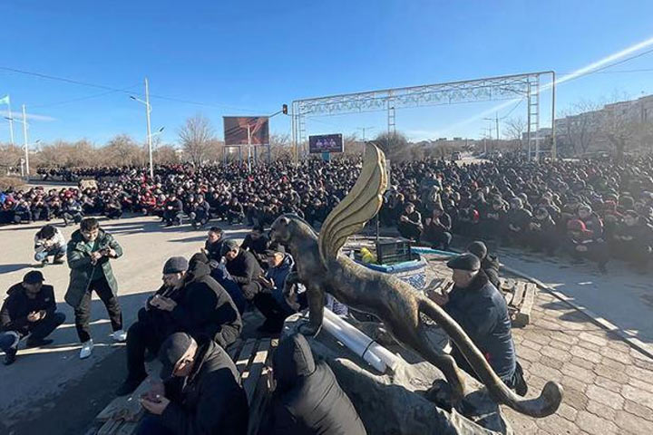 Почему всё вдруг окуталось терроризмом, заклубилось бандами, застреляло «извне» и захлебнулось в «овне»