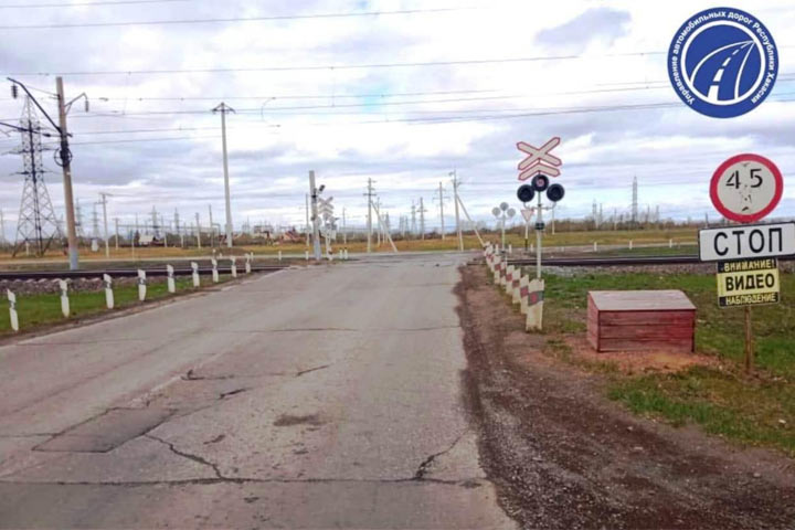 Движение через ж.д. переезд в Хакасии организовано по одной полосе  