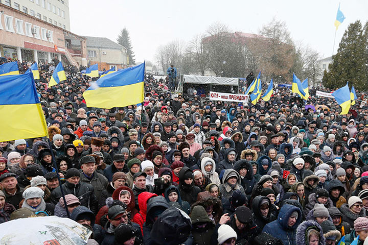 В соцсетях распространяют ролик о зарождении нацизма на Украине