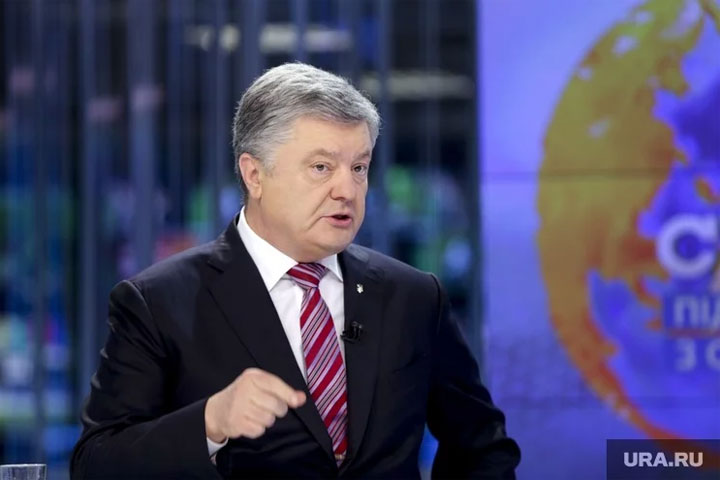 Экс-президента Украины Порошенко отдадут под суд за госизмену