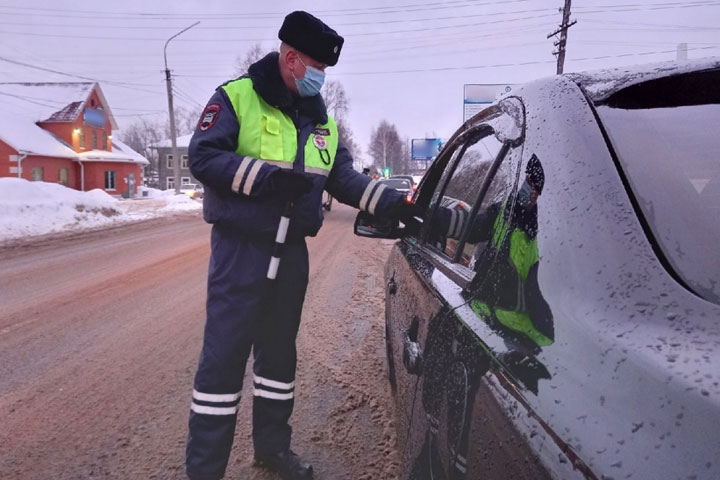 В поселке Аскиз шестиклассника поймали за рулем 