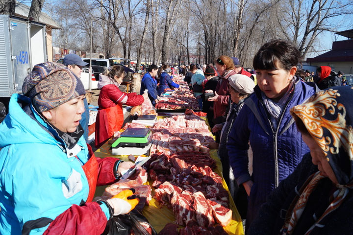 Какие товары нельзя покупать на ярмарке в Абакане