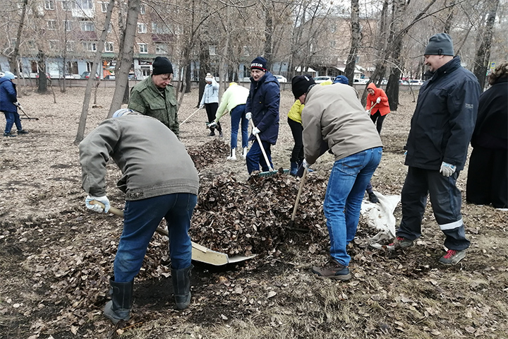 Абакан активно приводят в порядок после зимы