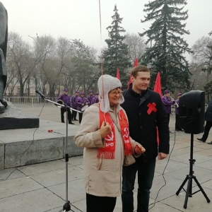 В Хакасии состоялся митинг в преддверии 105-й годовщины Великого Октября