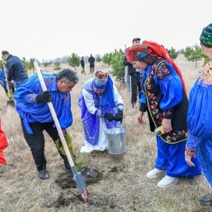 В Усть-Абакане отпраздновали Чир Ине — День Земли (ФОТО)